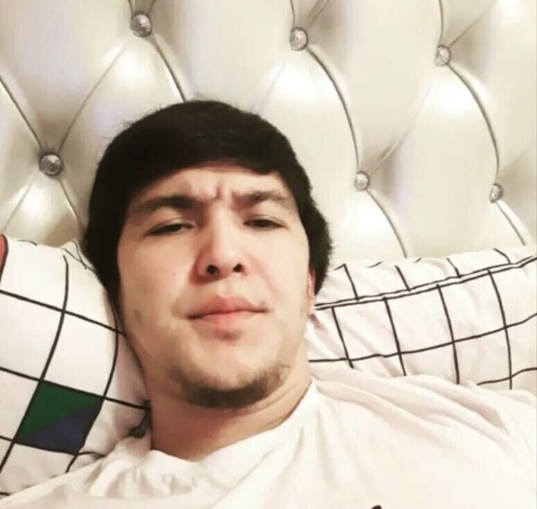  27720192  Sanjar, 27 ,    