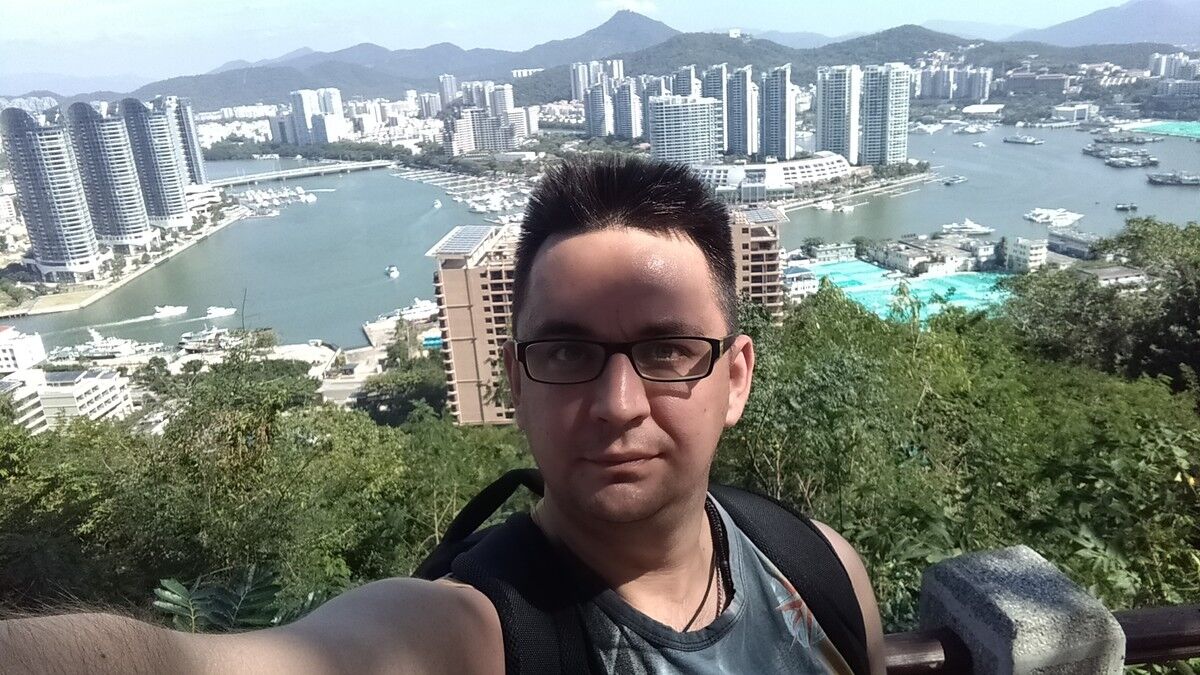  ,   Leo, 40 ,   , 
