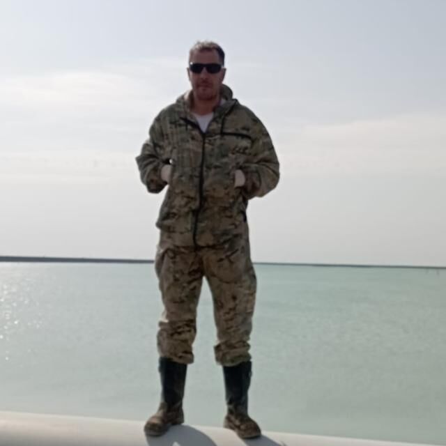  52647532  Alexander, 42 ,    