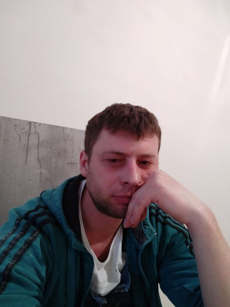  16458182  Andrey, 42 ,    