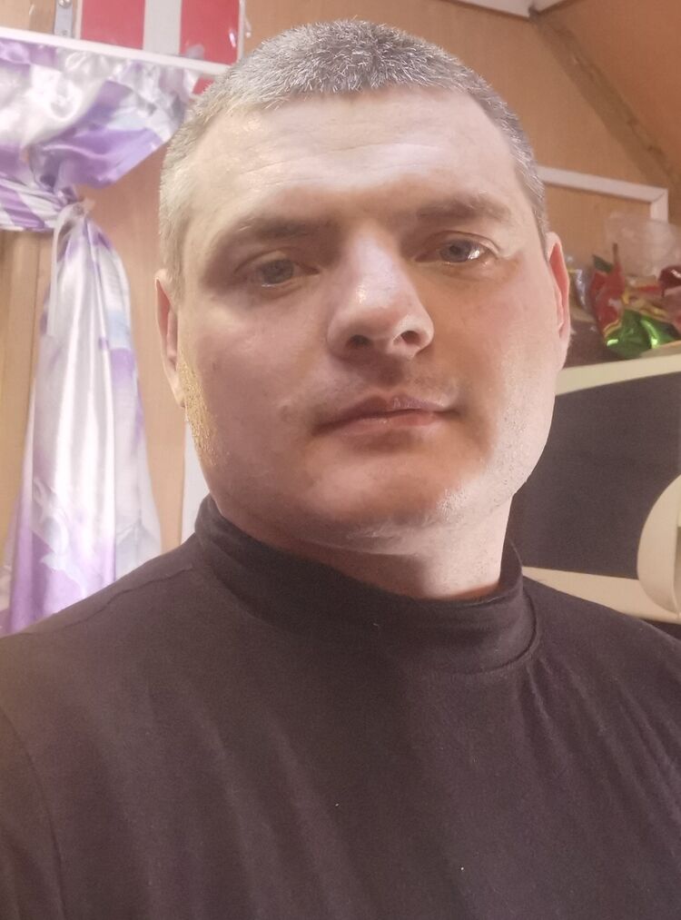  44612262  , 37 ,    