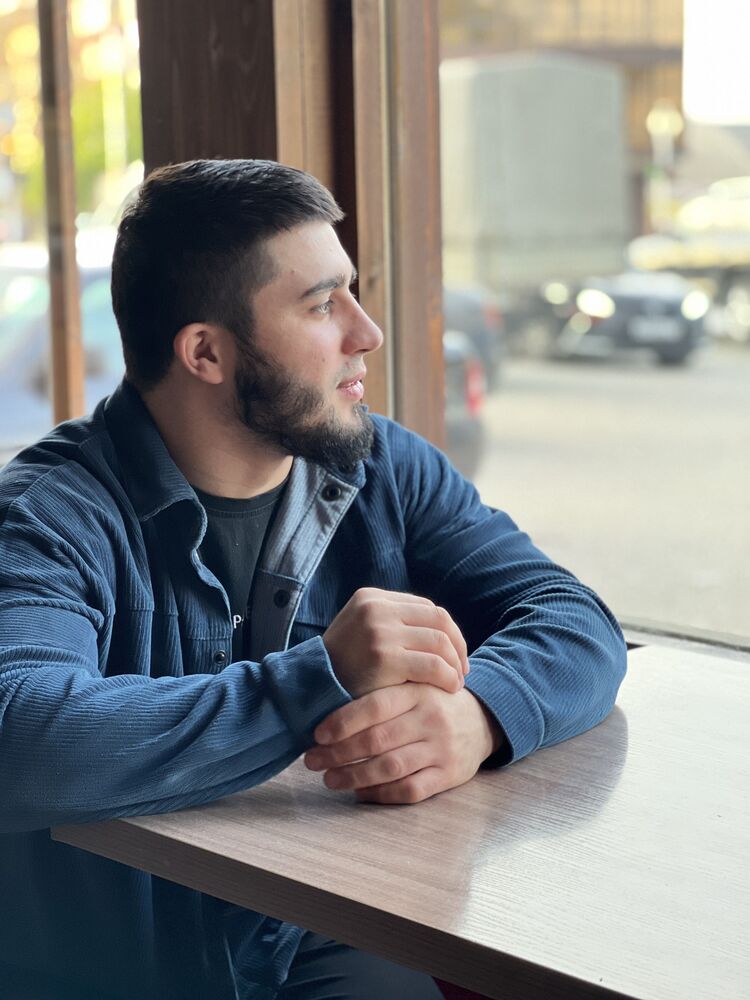  ,   Abdul, 28 ,   ,   