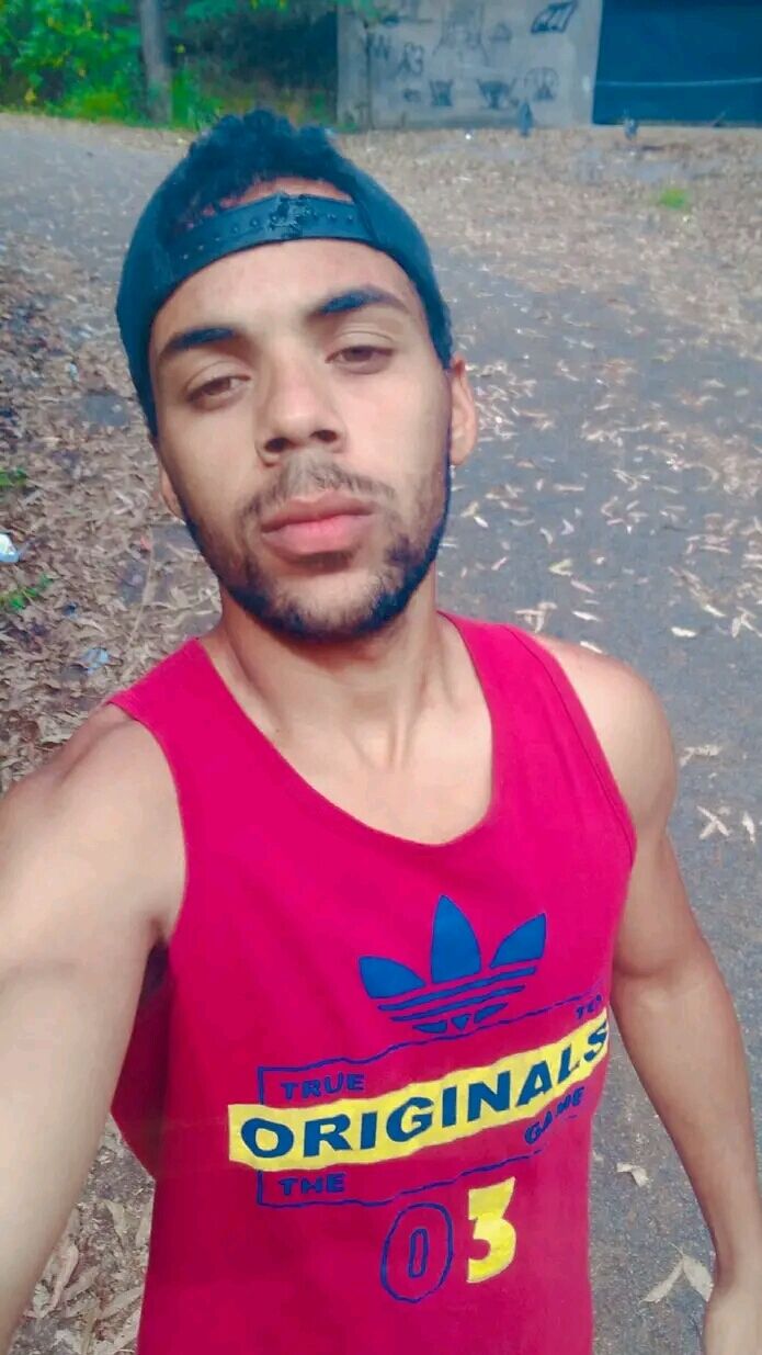  --,   Marcio, 23 ,   ,   