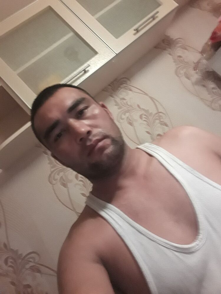  ,   Nurik, 32 ,     , c 