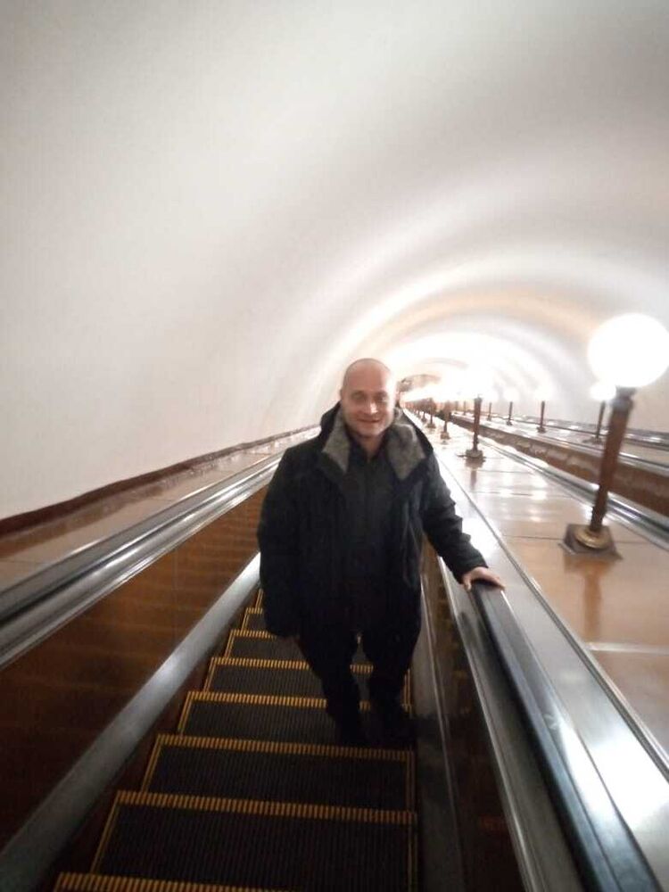  32523772  , 44 ,    