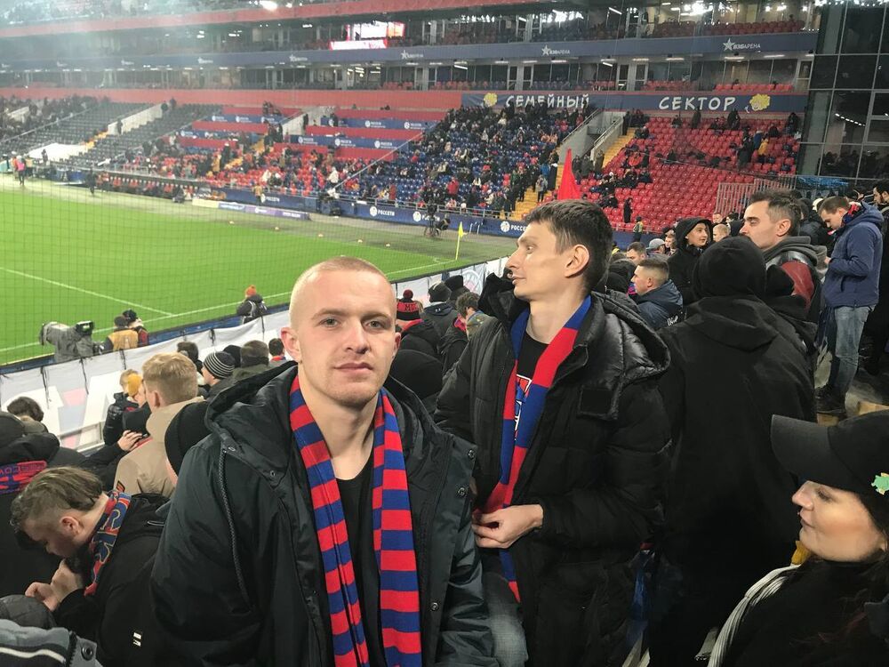  44249002  , 27 ,    -