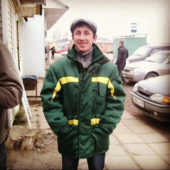  21720252  , 44 ,    