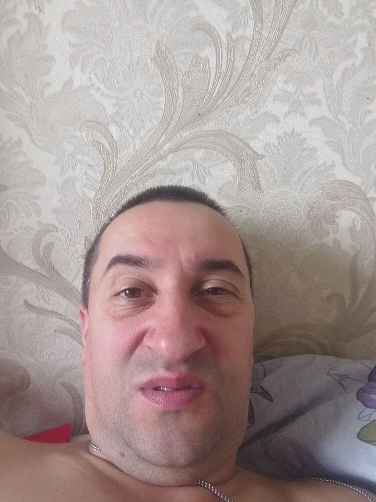  46175992   , 49 ,    -