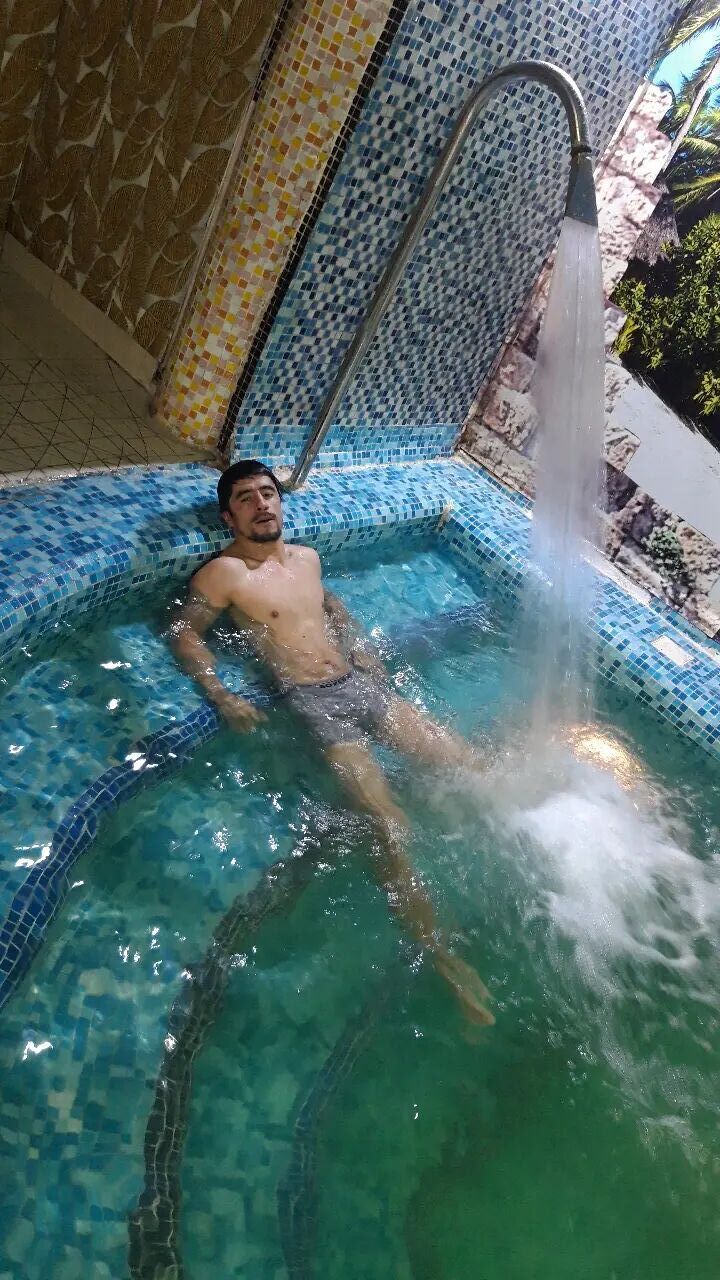  41031482  , 28 ,    