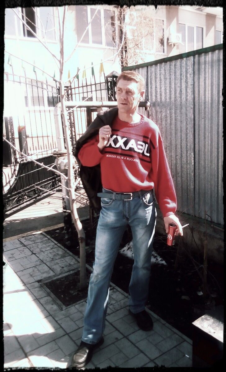  ,   Aleks, 50 ,  