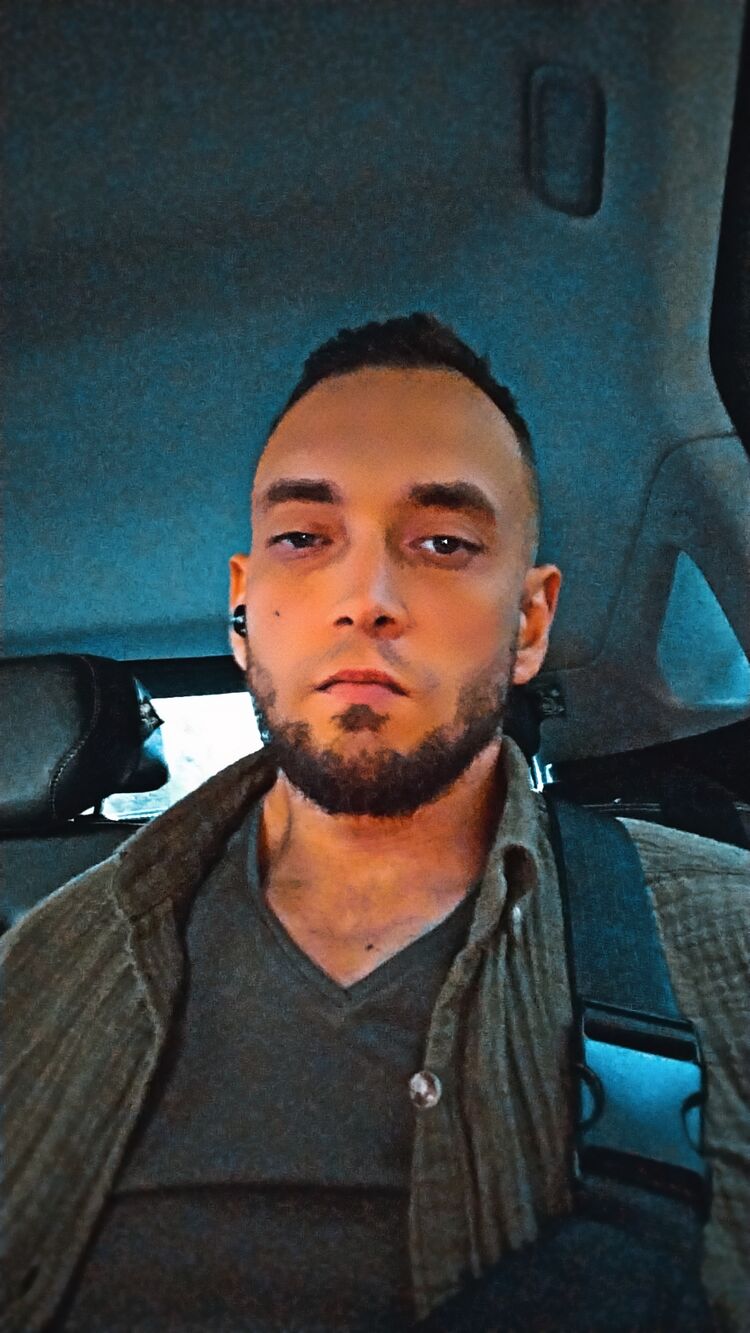  45704142  , 33 ,    