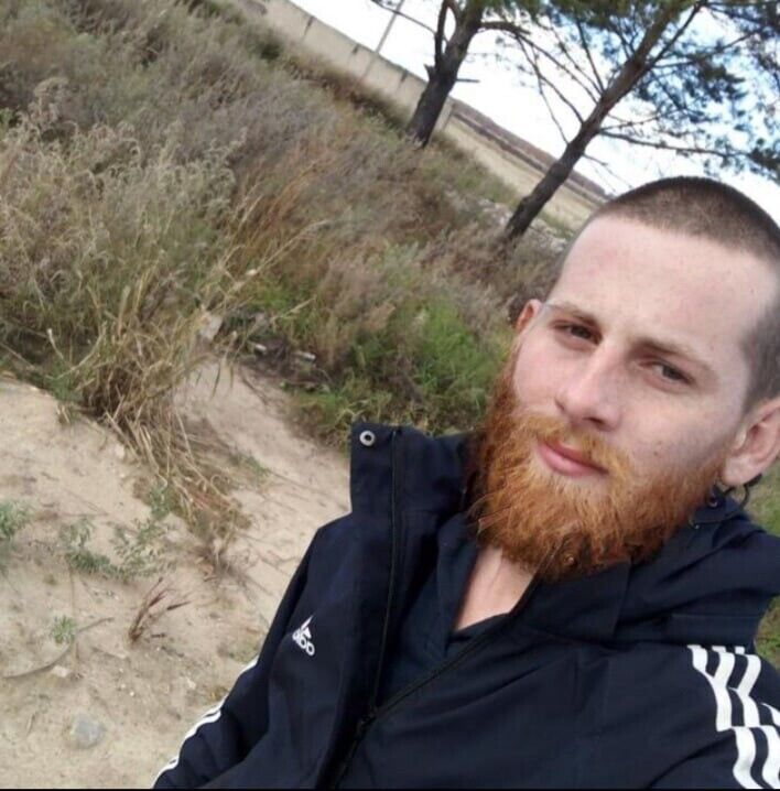 31661622  Vladimir, 24 ,    