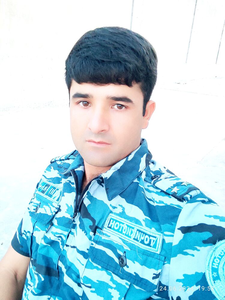  47932452  BUZURGMEHR, 32 ,    
