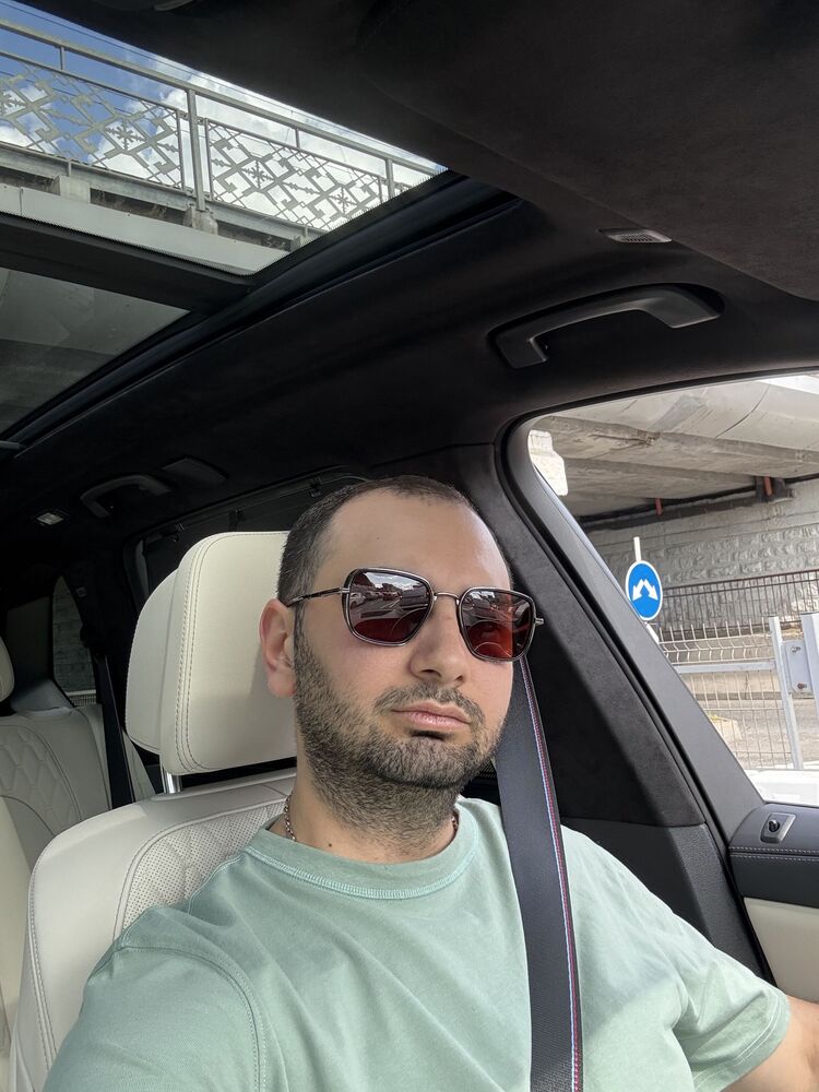  54031332  Sergey, 31 ,    