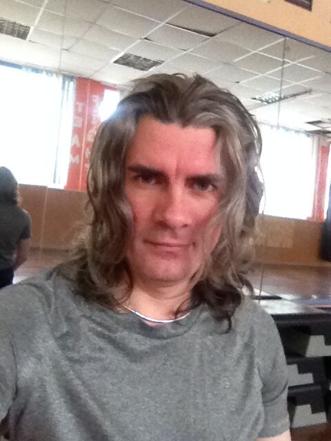 41928142  Andre, 48 ,    -