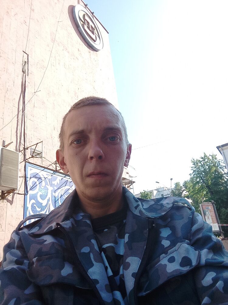  35215582  , 37 ,    