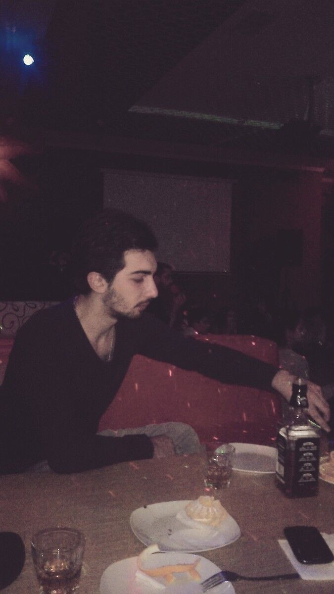  10177132  Lasha, 32 ,    