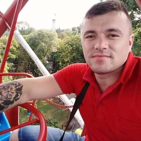  19704872  , 33 ,    