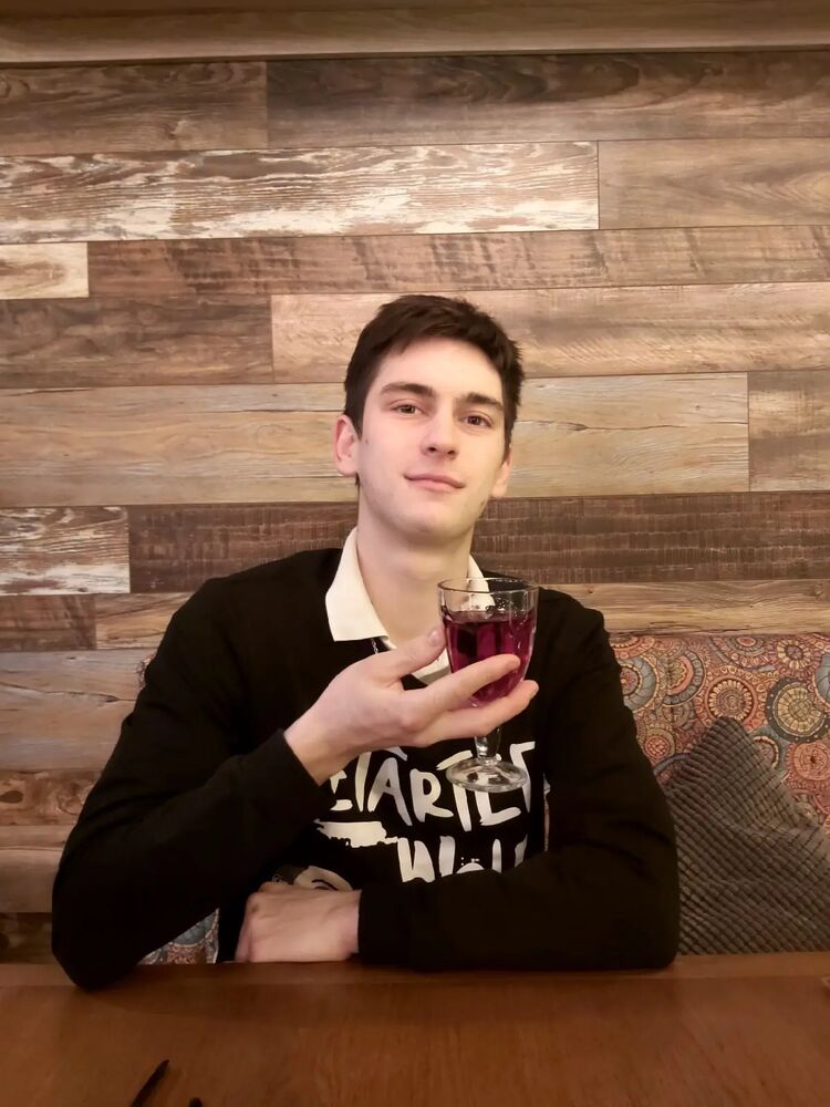  31223642  Nikita, 25 ,    -