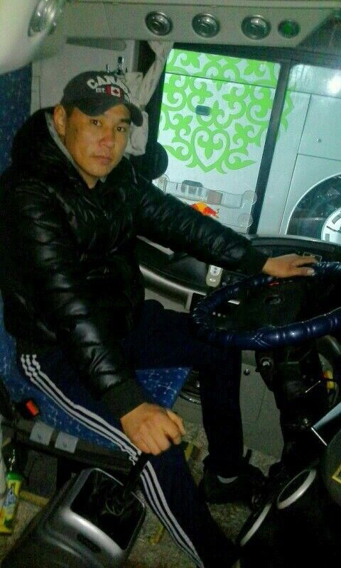  20028922  Nurqali, 35 ,    