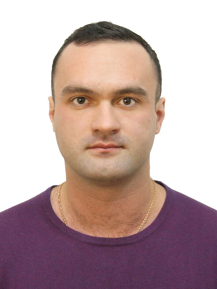  39483932  , 34 ,    