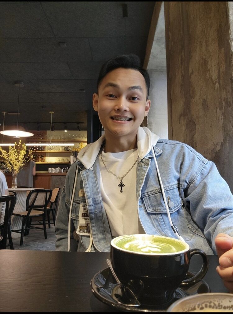  54097172  Kittisak, 28 ,    -