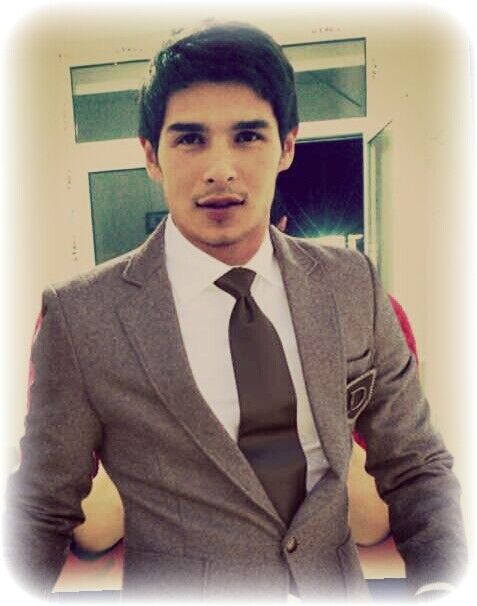  ,   K A M R O N, 37 ,  