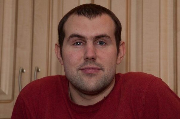  52010352  Vladislav, 42 ,    