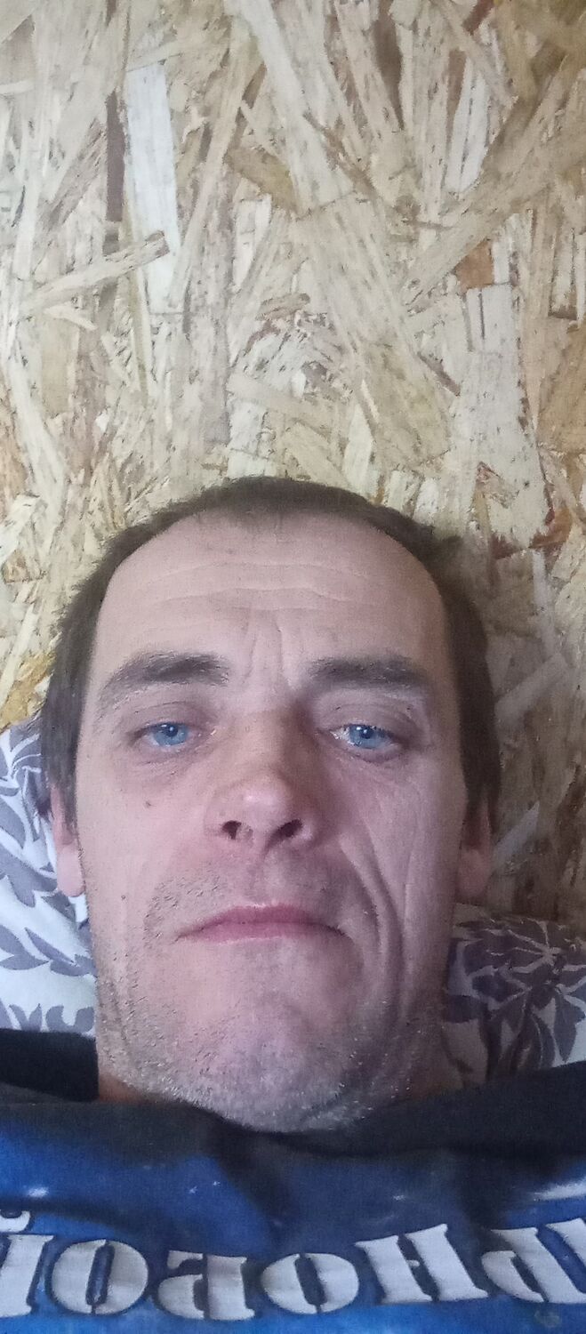  40810102  Andrey, 43 ,    -