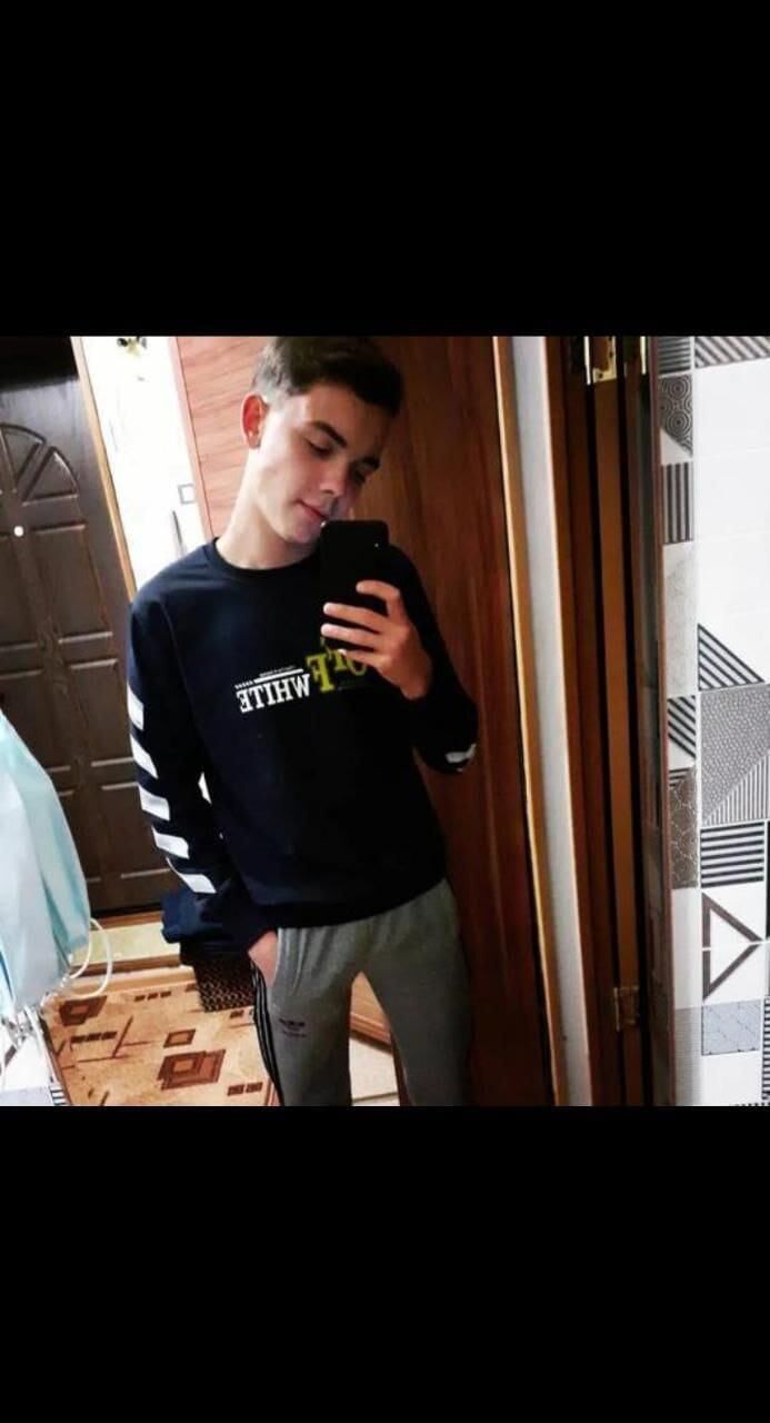  30464642  , 22 ,    