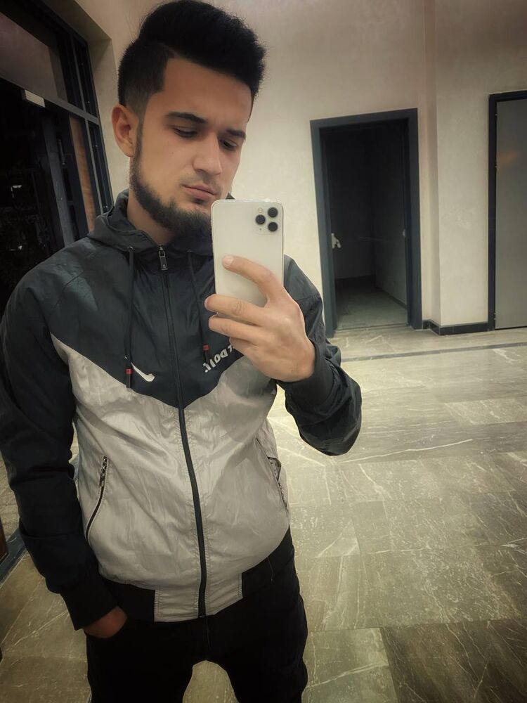  44772592  Timur, 27 ,    