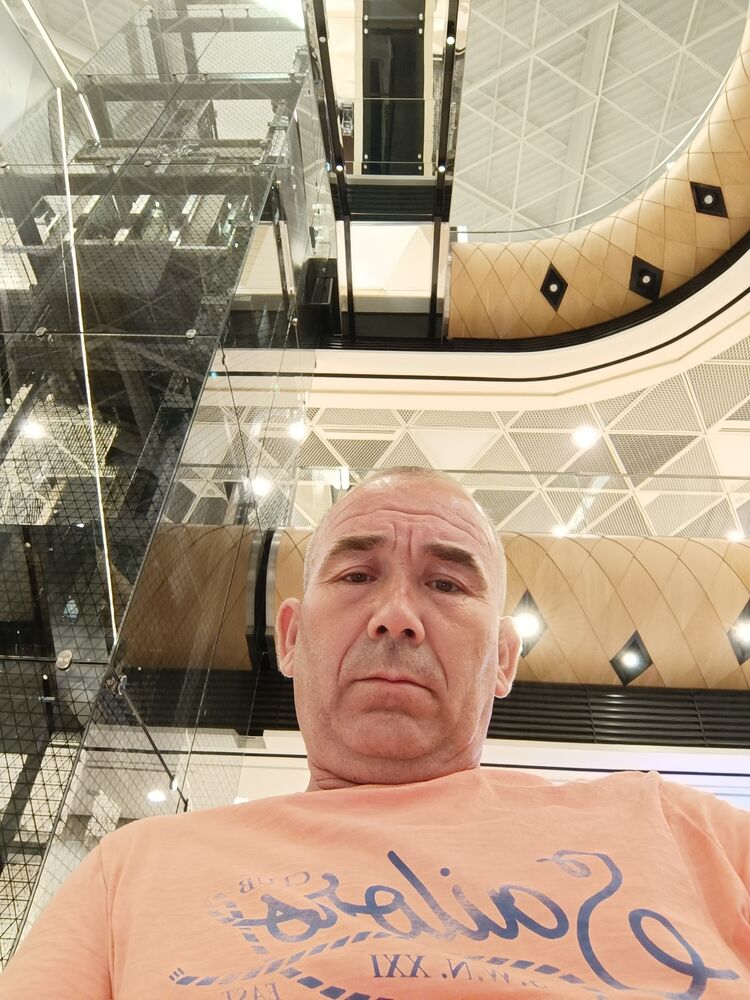  53228072  Fakhriddin, 50 ,    