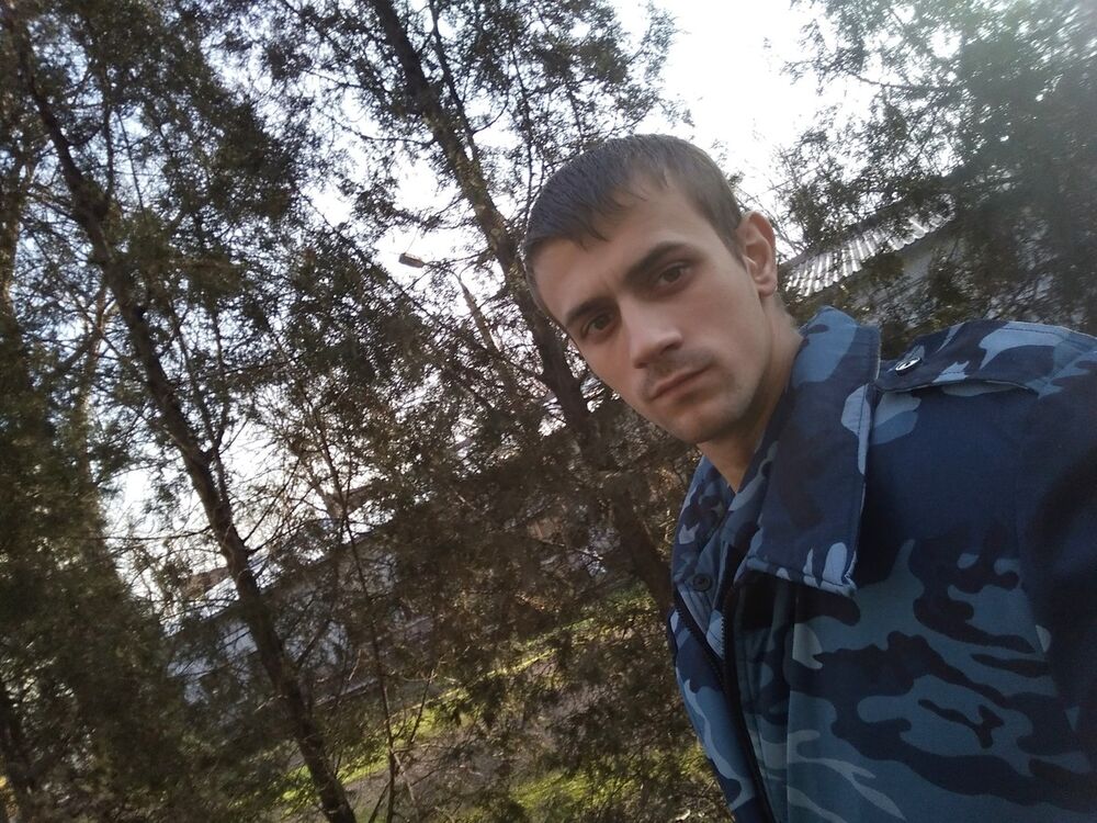  12053202  , 33 ,    