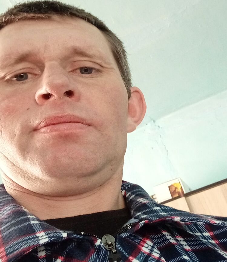  46146962   , 44 ,    