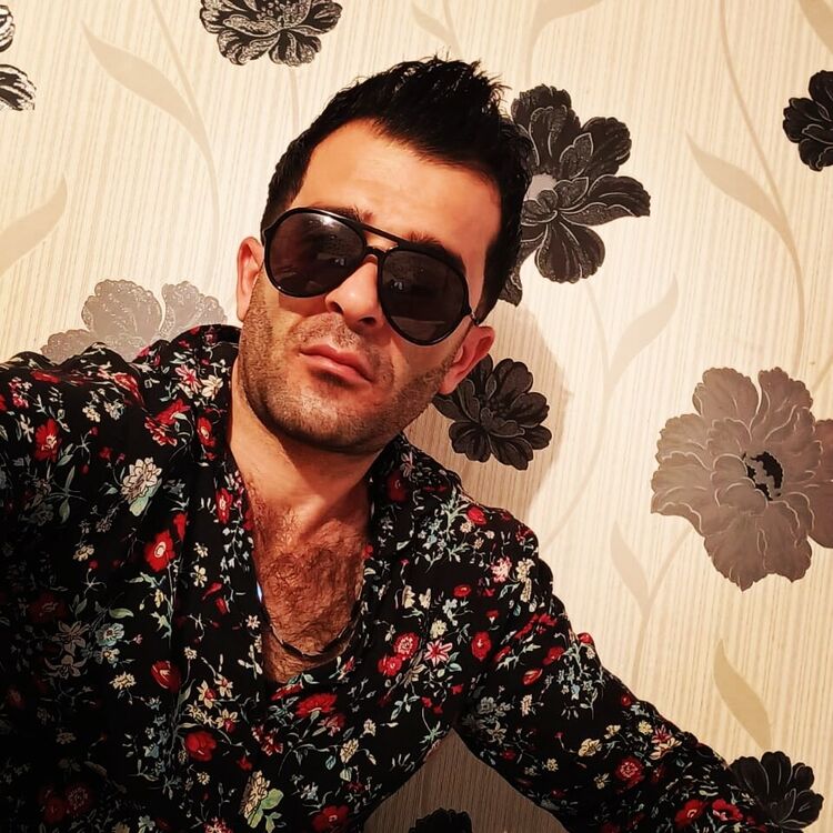  ,   Sami, 35 ,   ,   