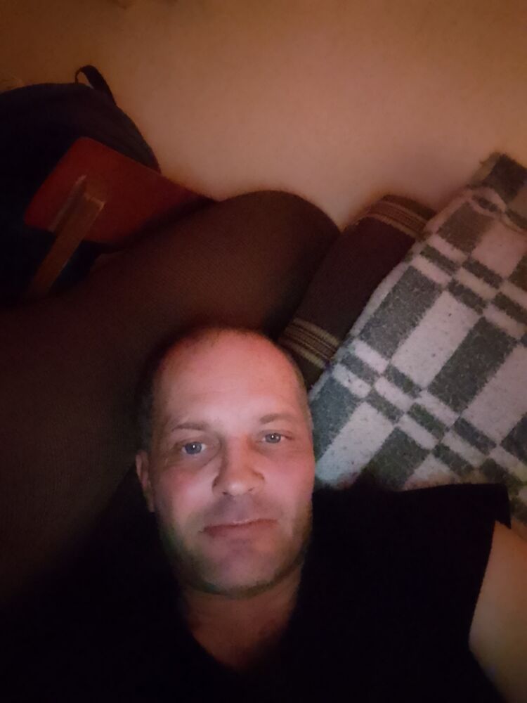  46597392  , 43 ,    