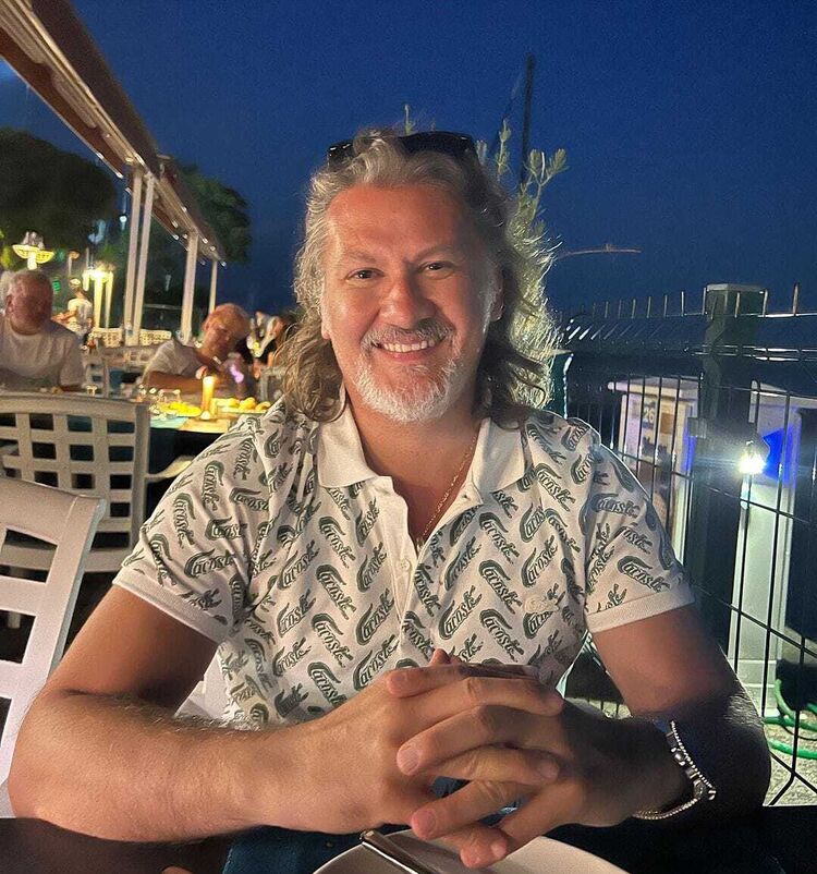  Frankfurt am Main,   Onyegany, 62 ,   ,   