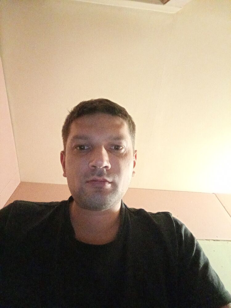  46711082  , 37 ,    
