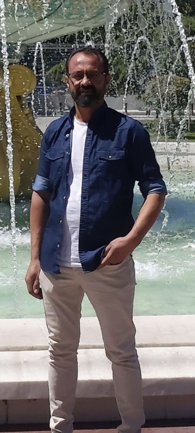  53786222  Ali, 44 ,    