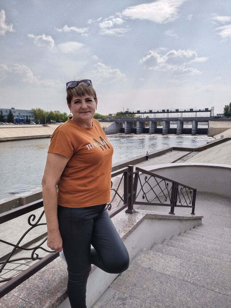 36081892  Irina, 44 ,    