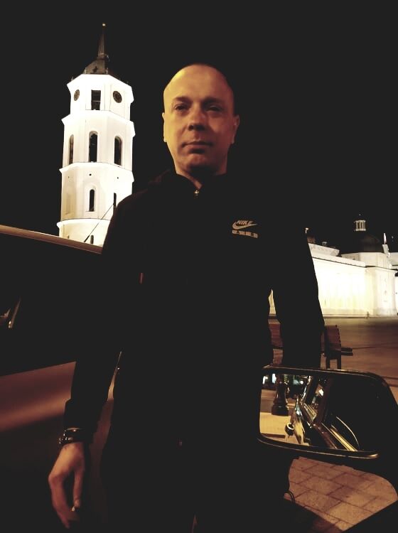  ,   Piotr, 45 ,  
