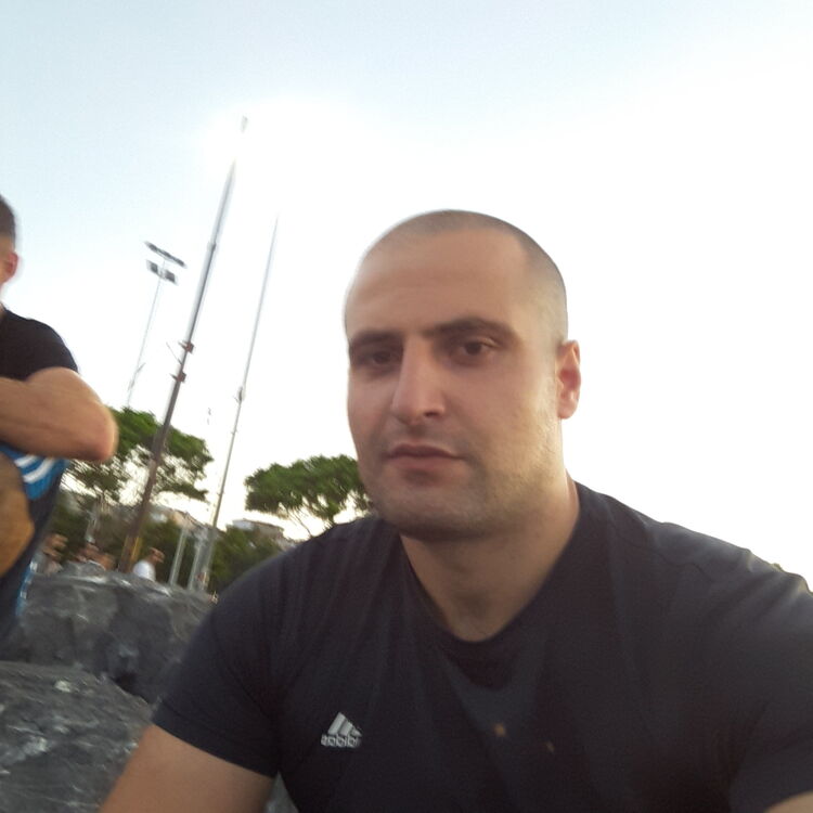  ,   Tornike, 34 ,   ,   