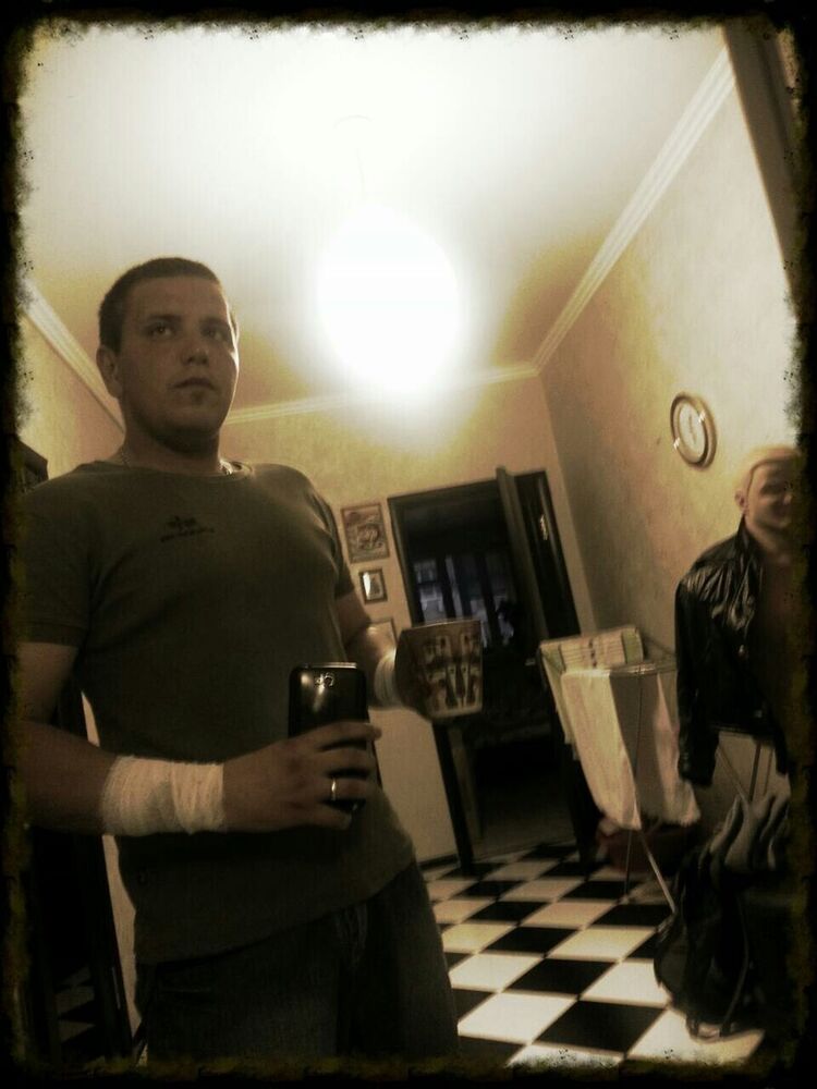  ,   Maks, 39 ,   ,   , c 