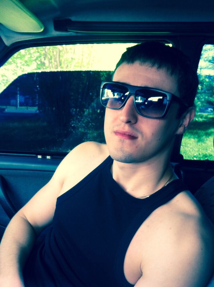  52368712  Man, 35 ,    