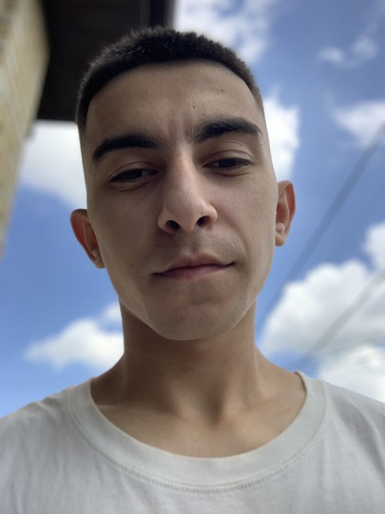  --,   Grisha, 23 ,   ,   
