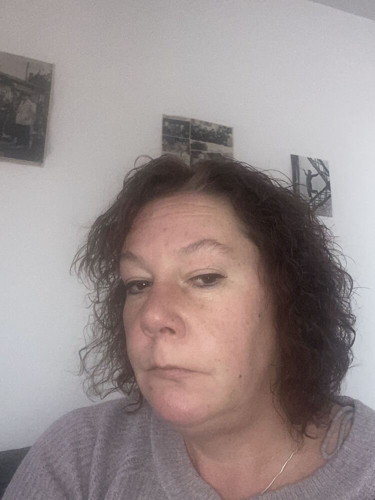  Vincennes,   Ingrid, 46 ,     , c 