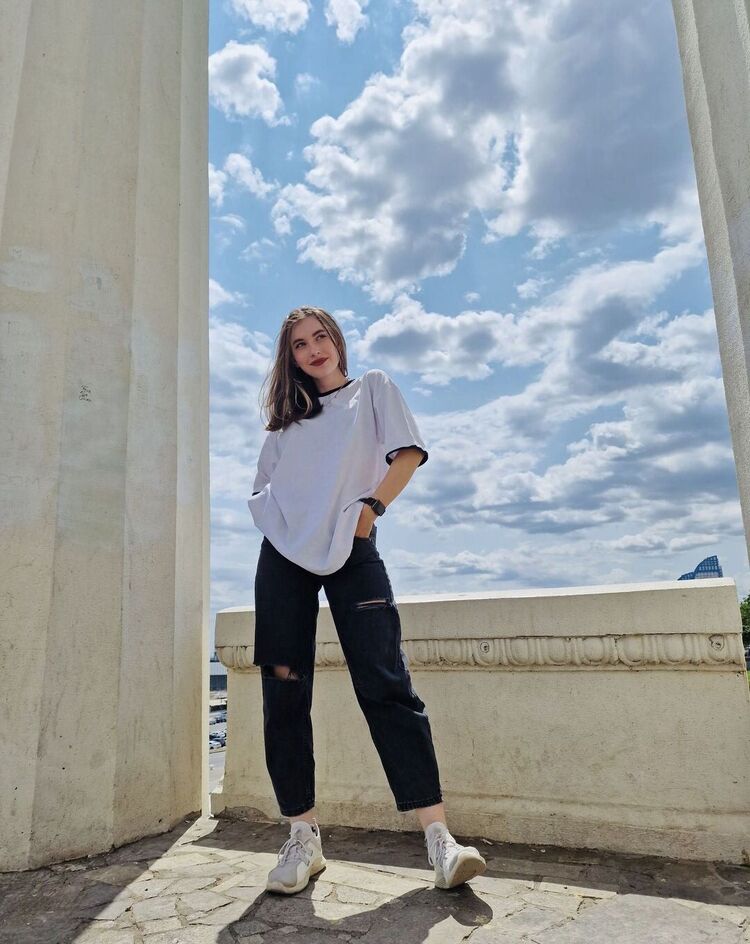  ,   , 24 ,   