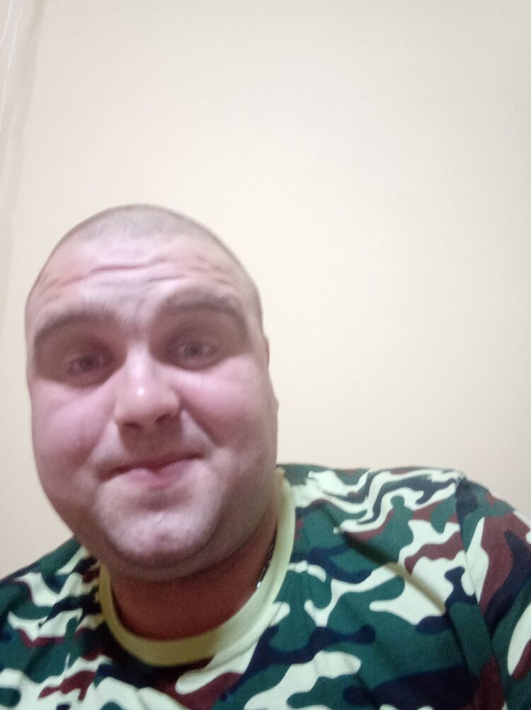  30273182  , 32 ,    