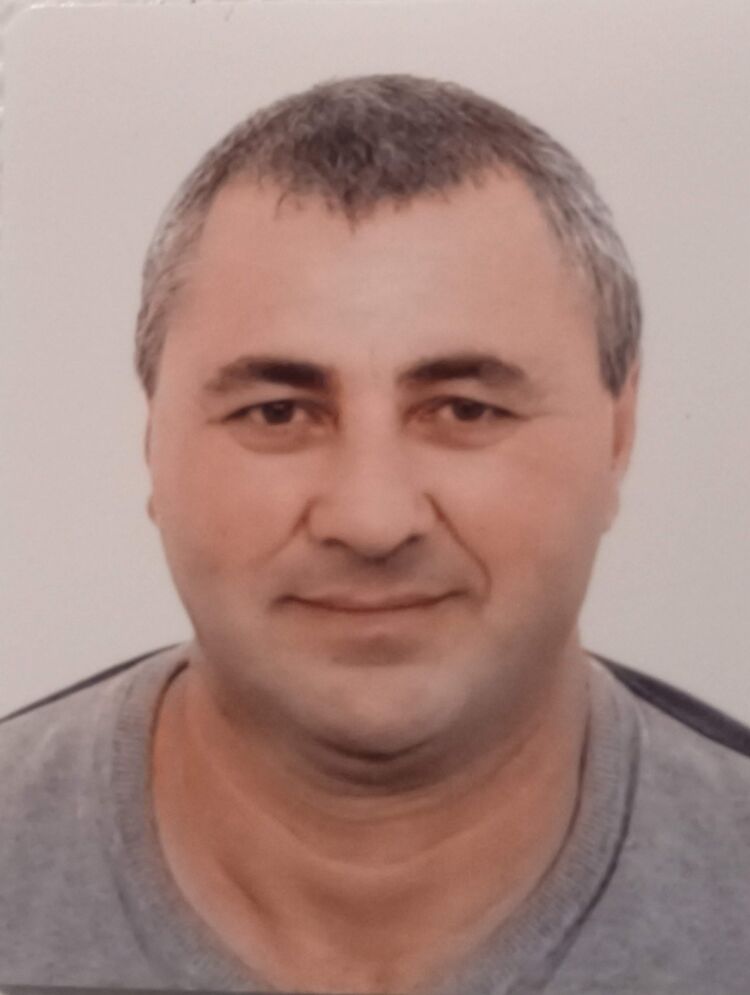  33552072  Artur, 56 ,    Barcelona