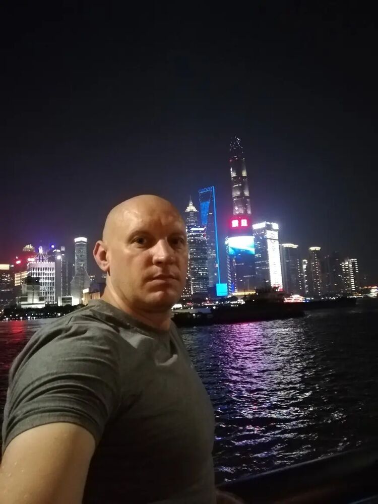  ,   Alex, 41 ,   ,   , c , 